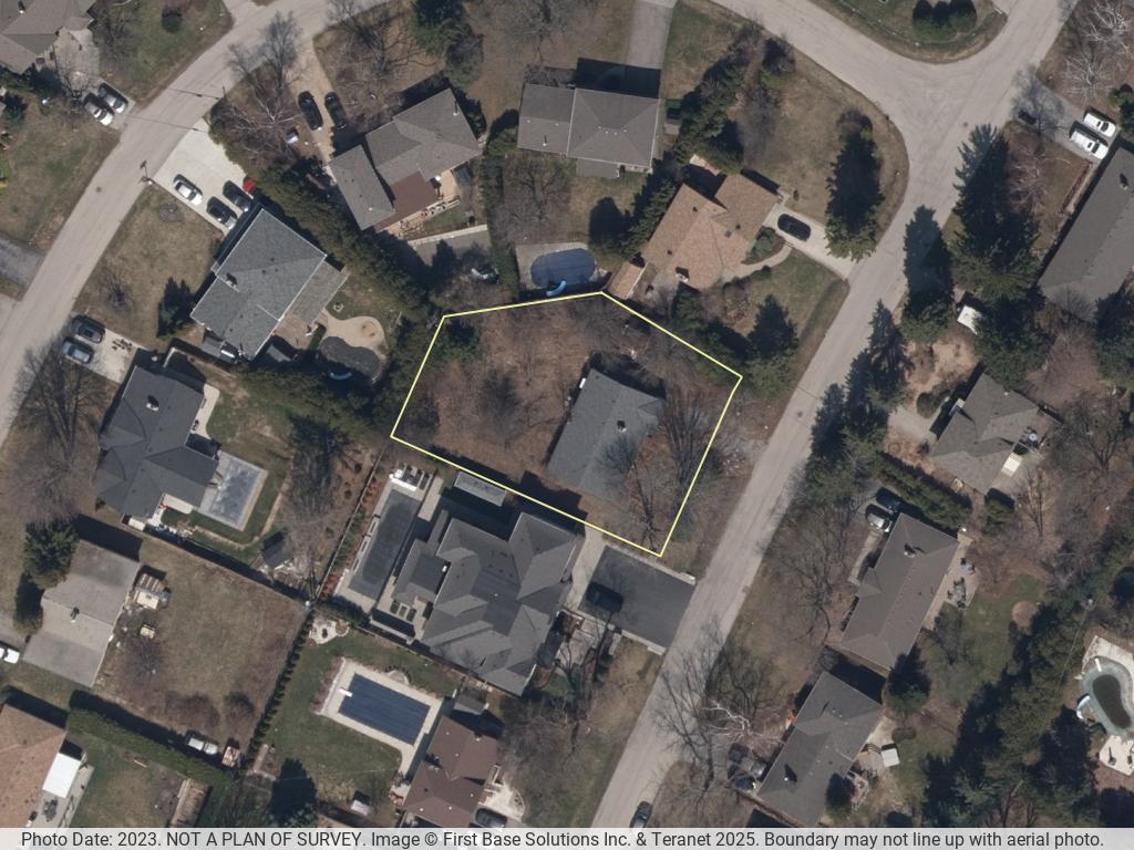 Hamilton 2025 11 11 01p | property photo | ontario tax sales