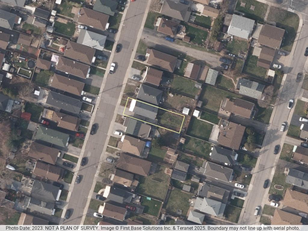 Hamilton 2025 11 11 04p | property photo | ontario tax sales